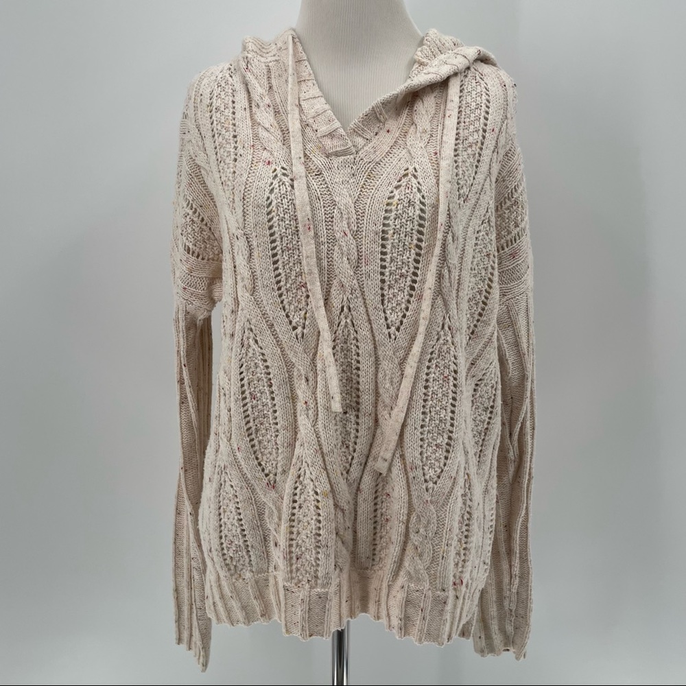 C Est 1956 Woman’s Sweater